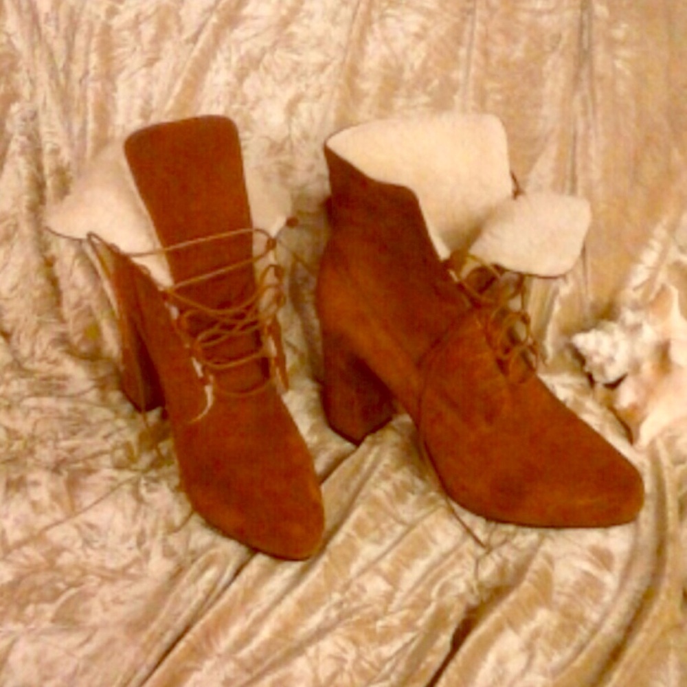DVF cognac ankle boot. 3inch heel. 1” platform.